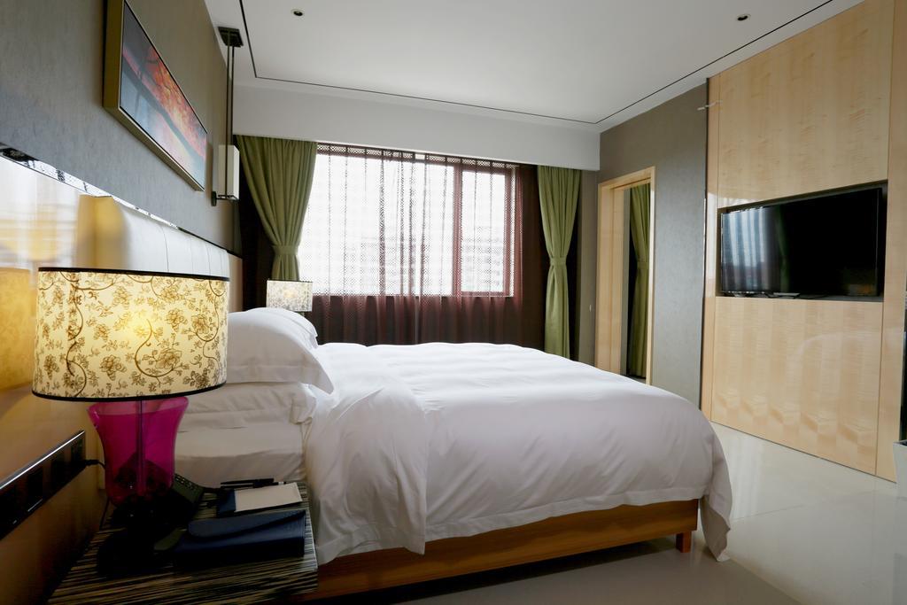 Lori Star Hotel Qionghai Pokoj fotografie